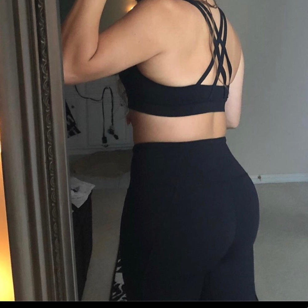 LULU LEMON sports bra